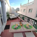 Hypercenter Penthouse @ True Heart Of Old Town