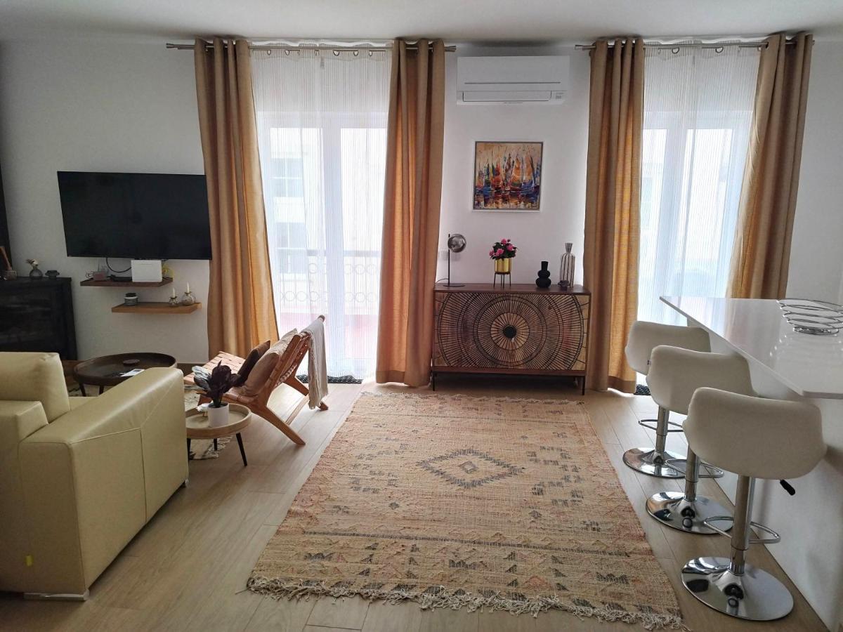 Hypercenter Penthouse @ True Heart Of Old Town